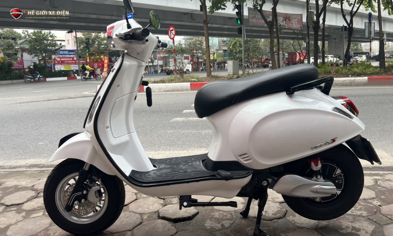 Xe máy điện mang lại những gì mà xe máy xăng không có