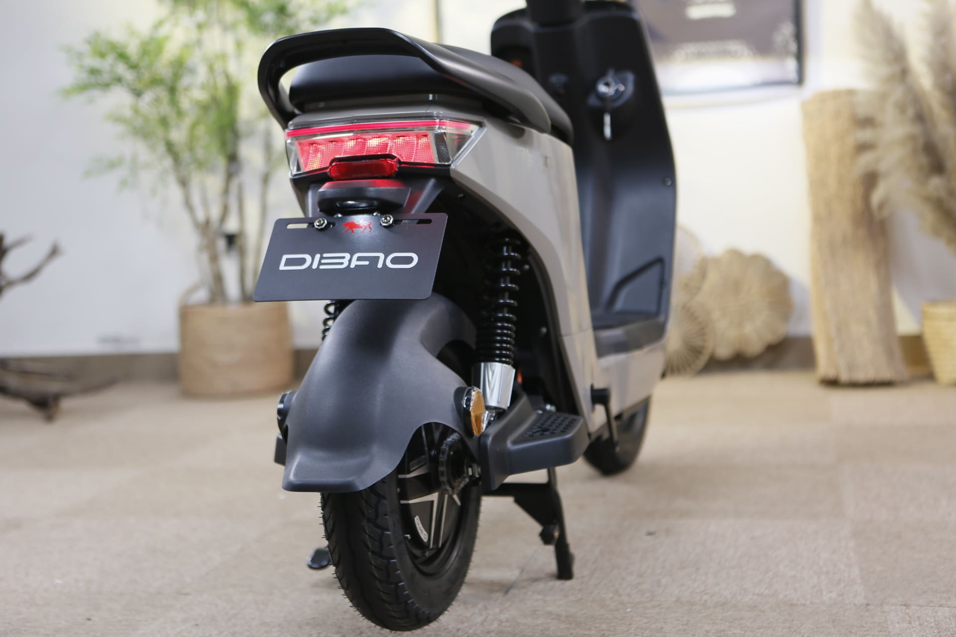 C&aacute;c Chức Năng Gi&uacute;p Phụ Huynh An T&acirc;m Khi Chọn Xe Điện Học Sinh Hiện Đại Dibao Ryan