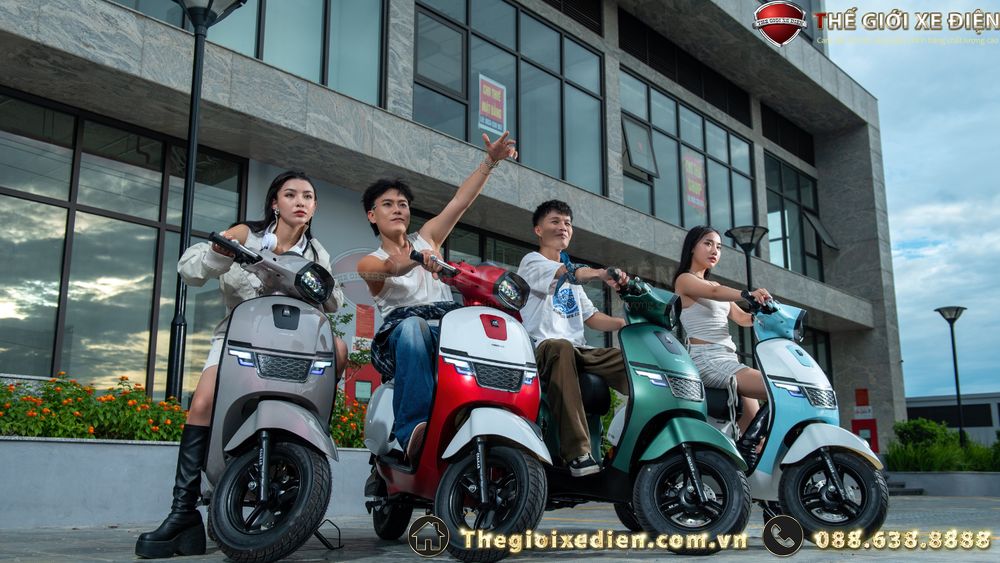 Hướng dẫn kiểm tra tiện ích công nghệ xe máy điện Osakar trước khi quyết định mua
